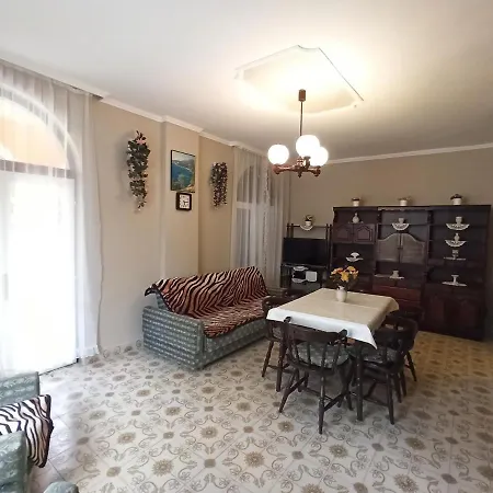 Almavilla * Gyenesdiás